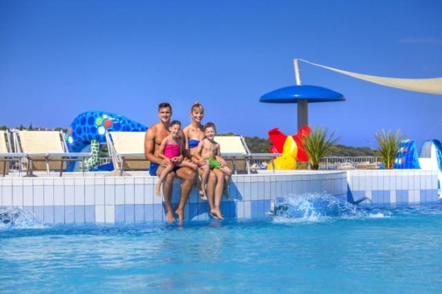 Mobile Homes - Lanterna Premium Camping Resort Tar-Vabriga 외부 사진